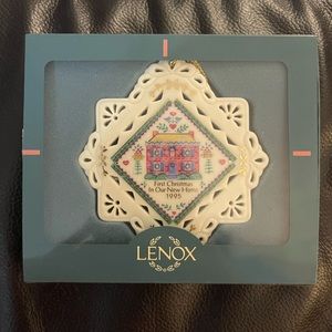 NWT Vintage Lenox First New Home Ornament 1995
